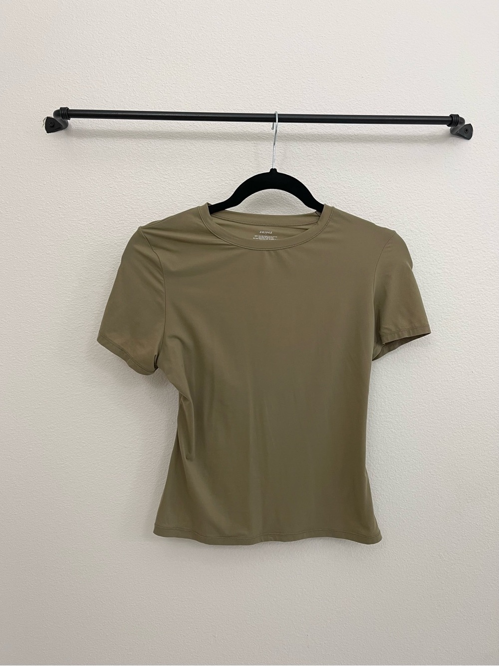 SKIMS Fits Everybody Tee in color Olive Green